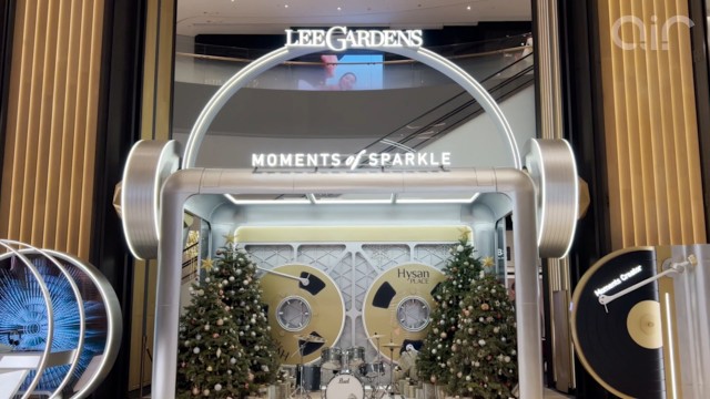 AI Christmas Journey – Moments of Sparkle